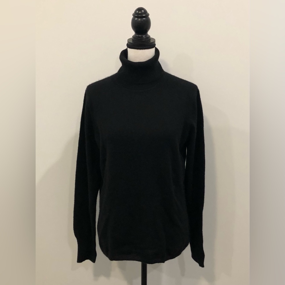 Fiona Cashmere Turtleneck Sweater